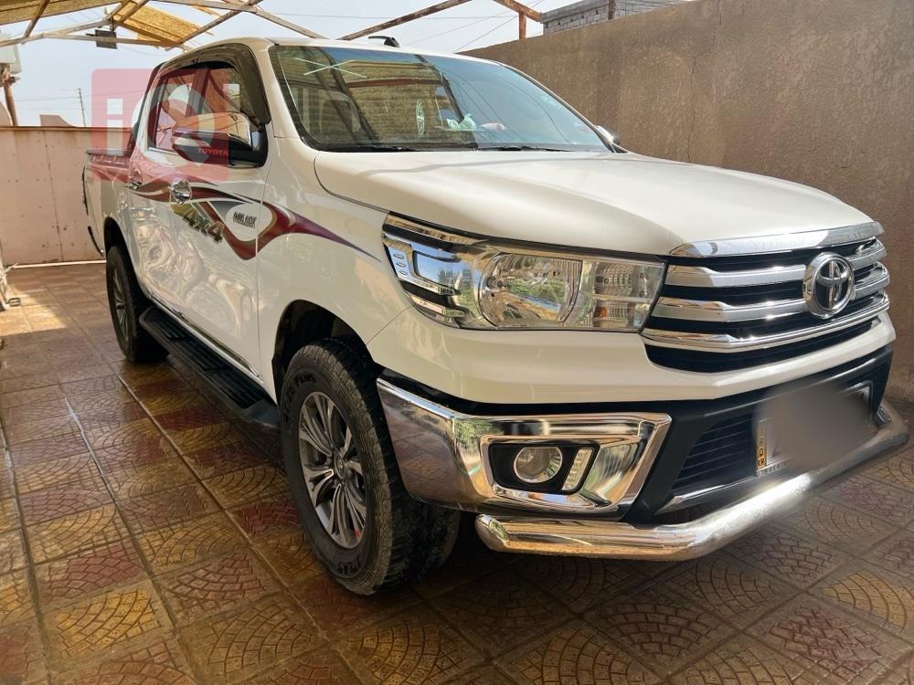 تويوتا هايلوكس